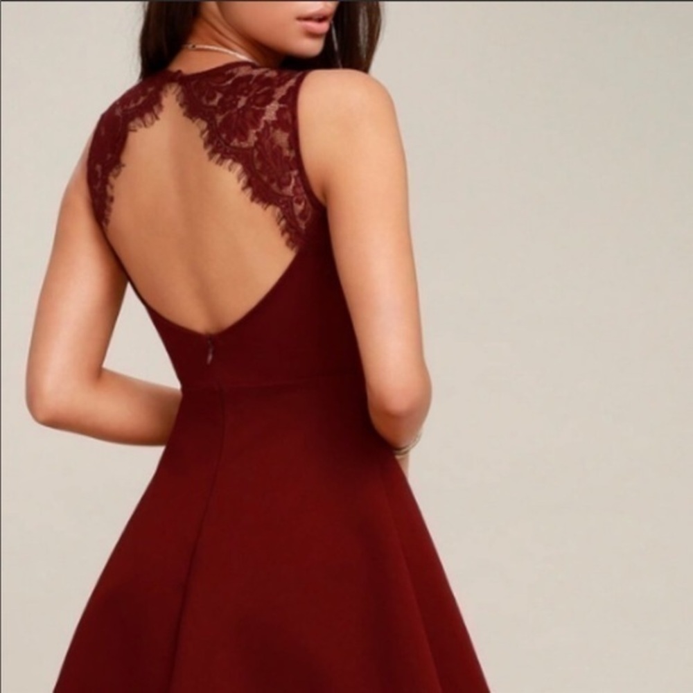 NWT lulus need you close red for and flare dress